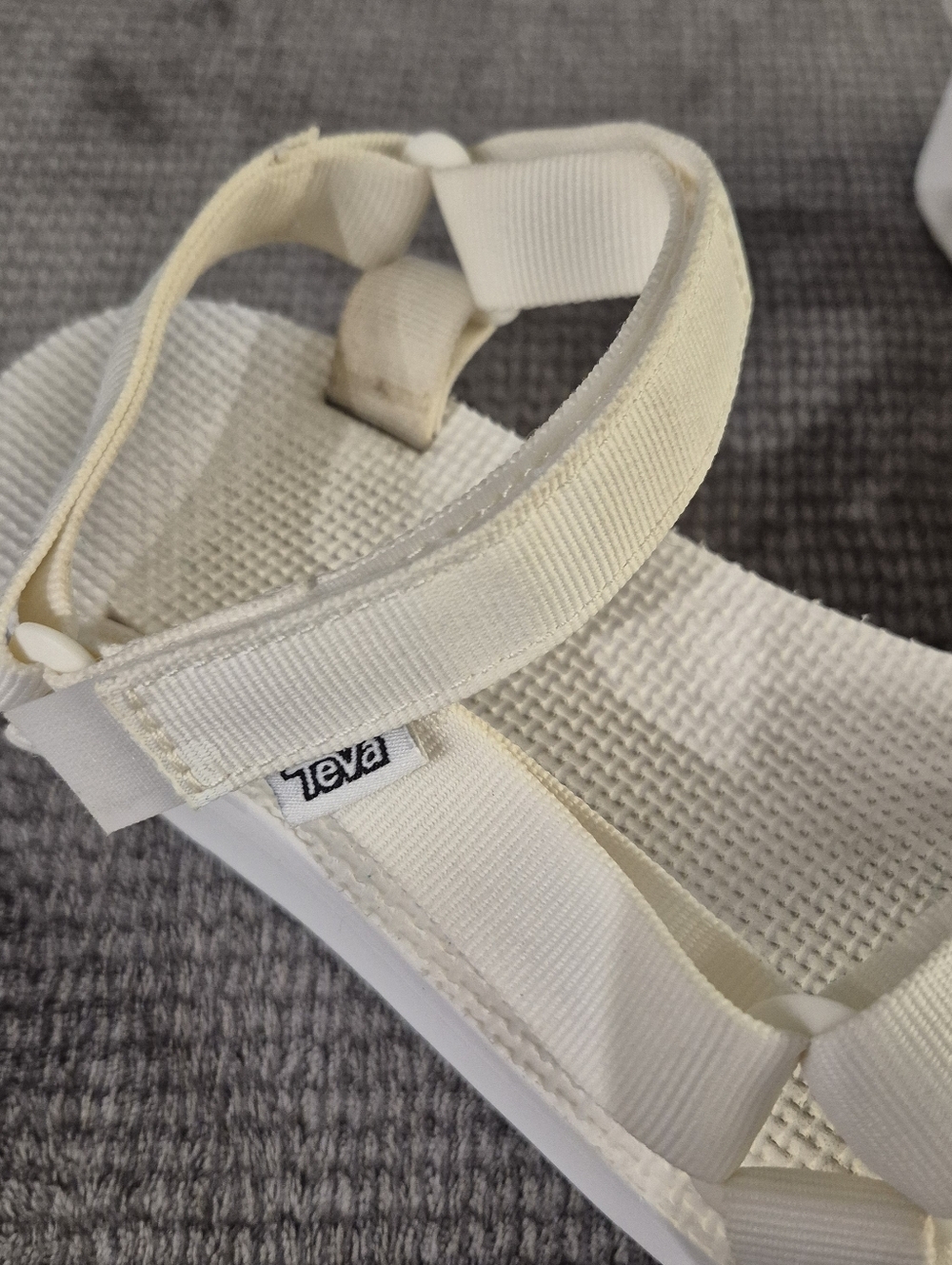 Teva Women Flatform Universal Platform Y2K Inspired Sandal Size 9 White Recycled - Picture 2 of 8